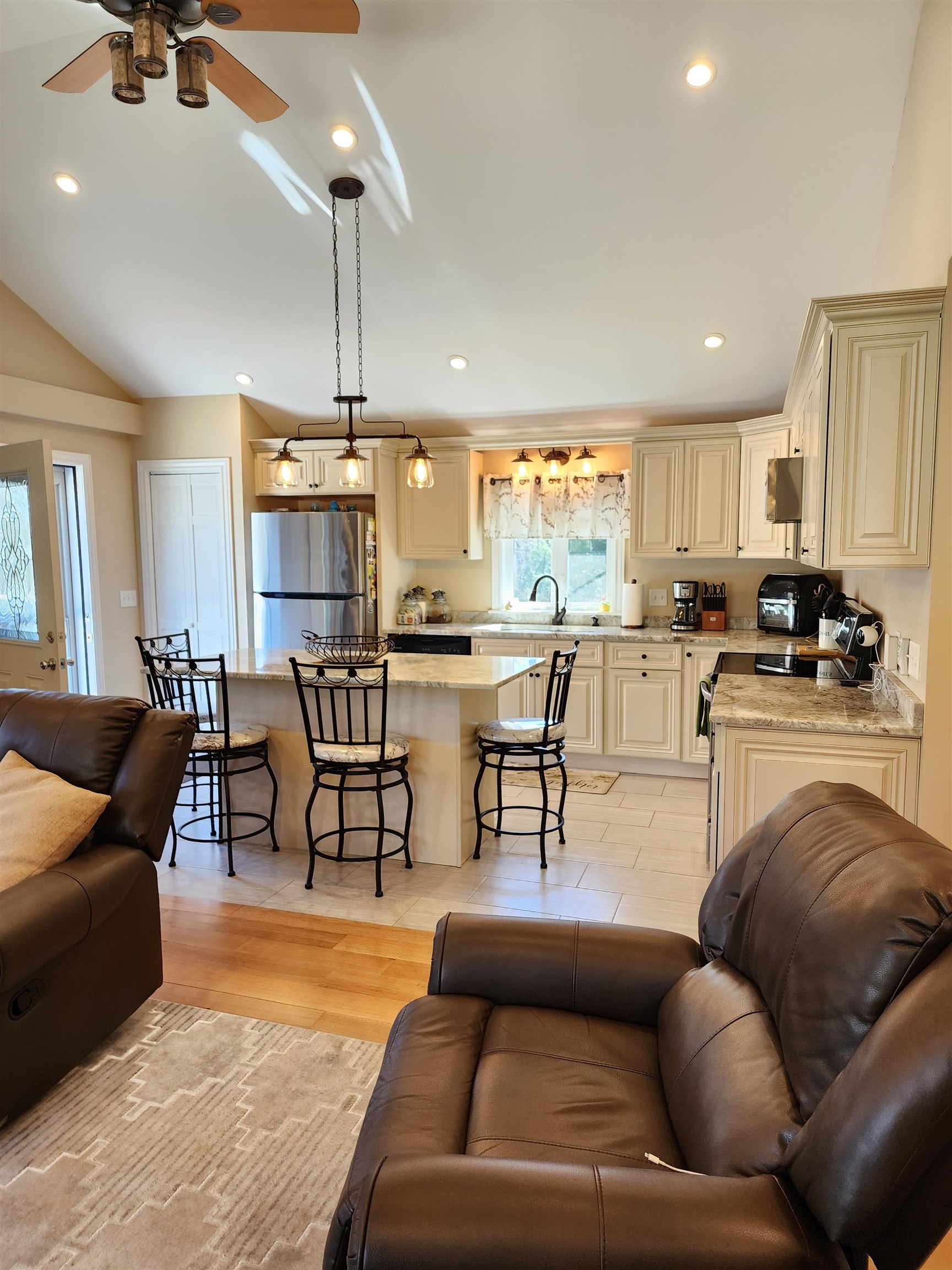 176 Sewalls Falls Road Concord, NH 03301 - Photo 8 of 40