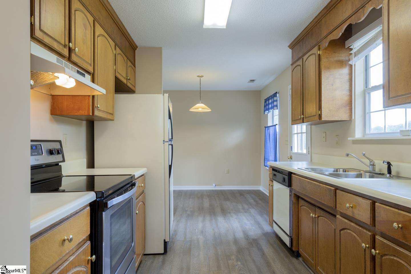 132 Old Timber Road Woodruff, SC 29388 - Photo 8 of 26 Gallery Image 8