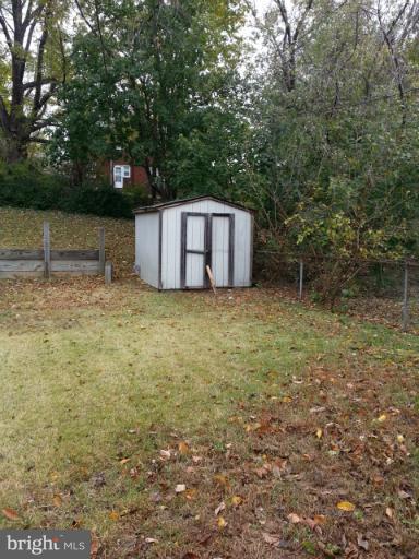 3804 Cedarhurst Road Baltimore, MD 21206 - Photo 4 of 13 Exterior (Rear)