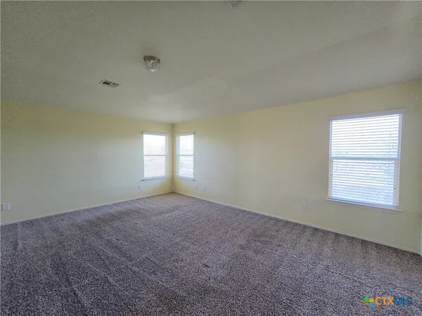 $1,800 | 5000 Williamette Lane, Killeen, TX 76549