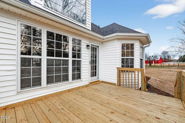 $375,000 | 108 Blueberry Lane, Willow Spring, NC 27592