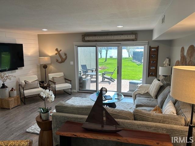 12601 Pleasant Grove Road Syracuse, IN 46567 - Photo 11 of 31