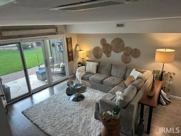 $559,900 | 12601 Pleasant Grove Road, Syracuse, IN 46567