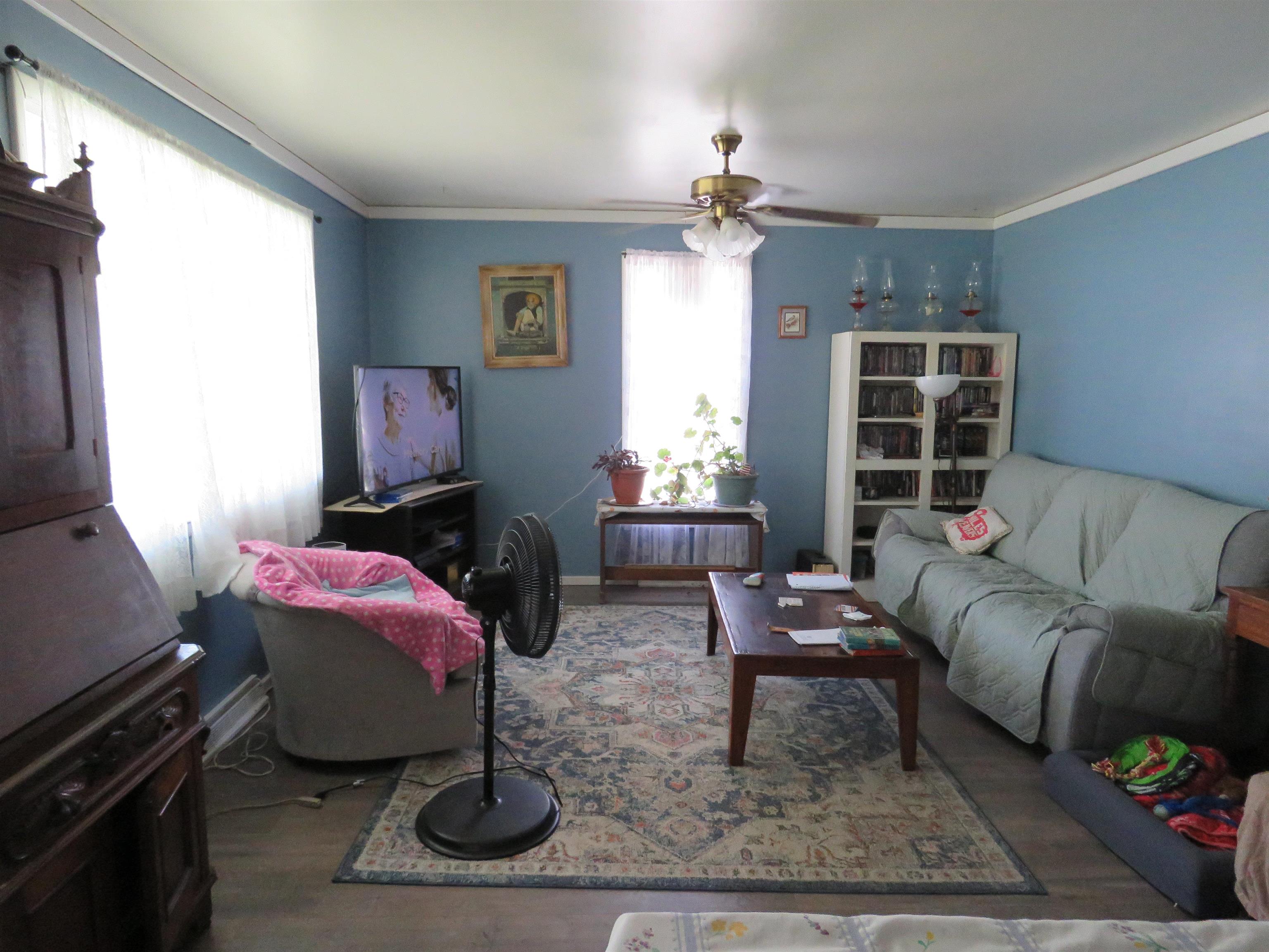 117 Church Street Tustin, MI 49688 - Photo 3 of 14 1947575-ce8587cd-2951-4184-b4bd-e113ca407d77.JPG