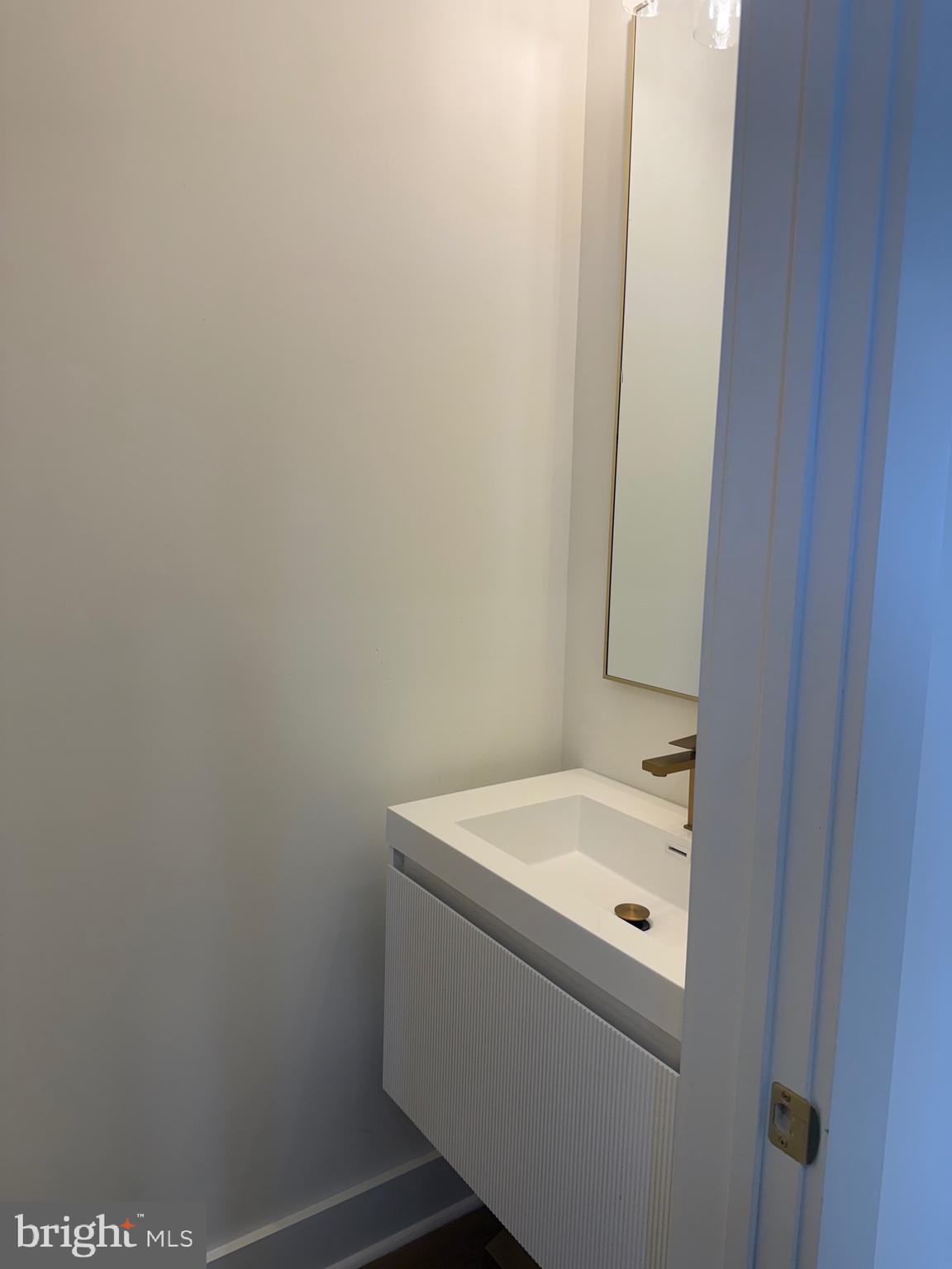 7519 Ridge Avenue Philadelphia, PA 19128 - Photo 8 of 17