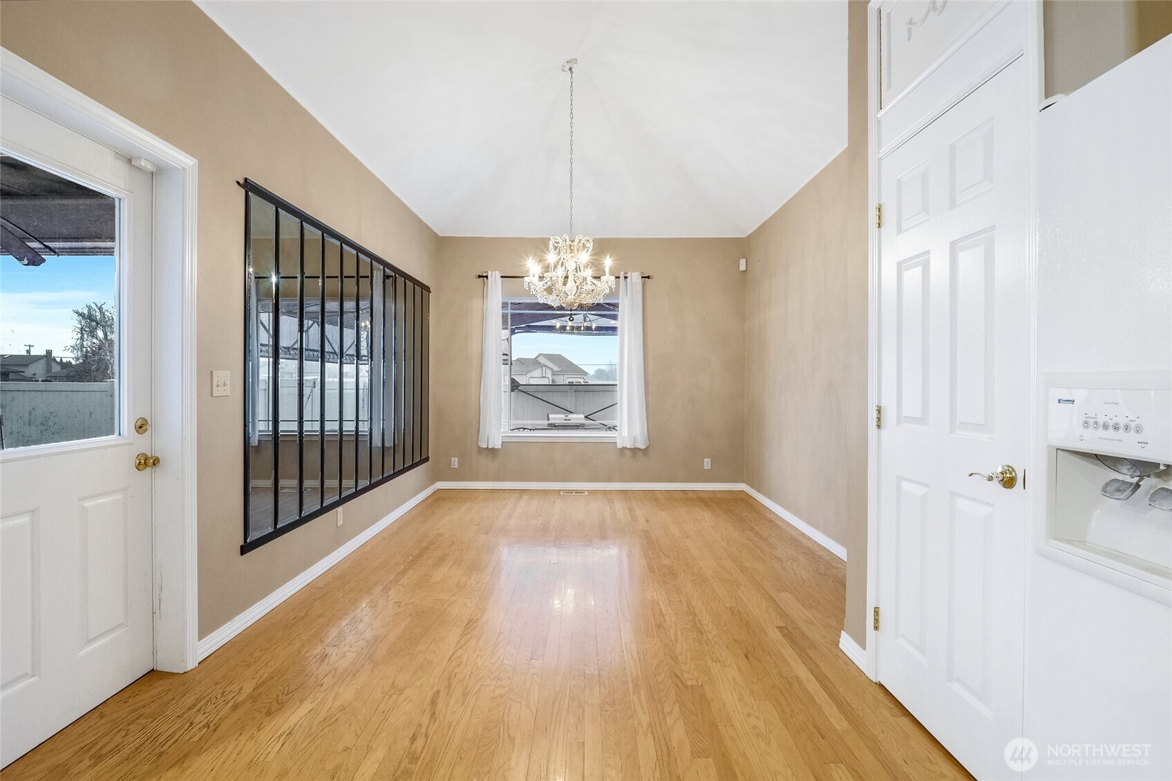 9460 Albert Way Southeast Moses Lake, WA 98837 - Photo 18 of 40