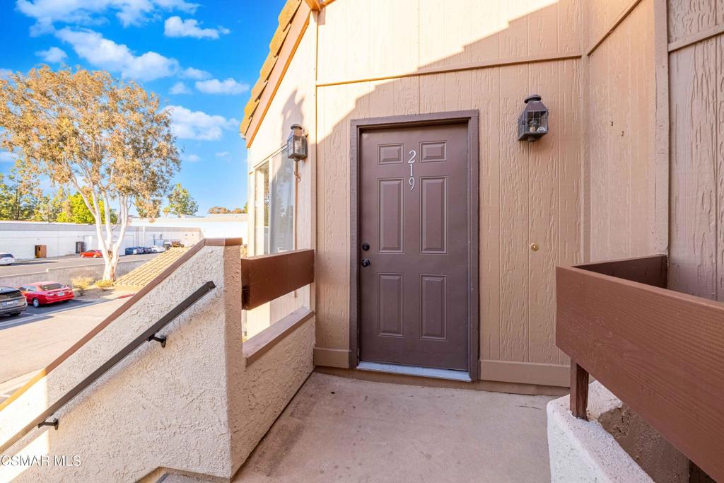1718 Sinaloa Road, Unit 219 Simi Valley, CA 93065 - Photo 3 of 41