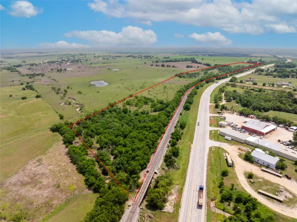 $1,650,000 | 2901 South Main Street, Taylor, TX 76574