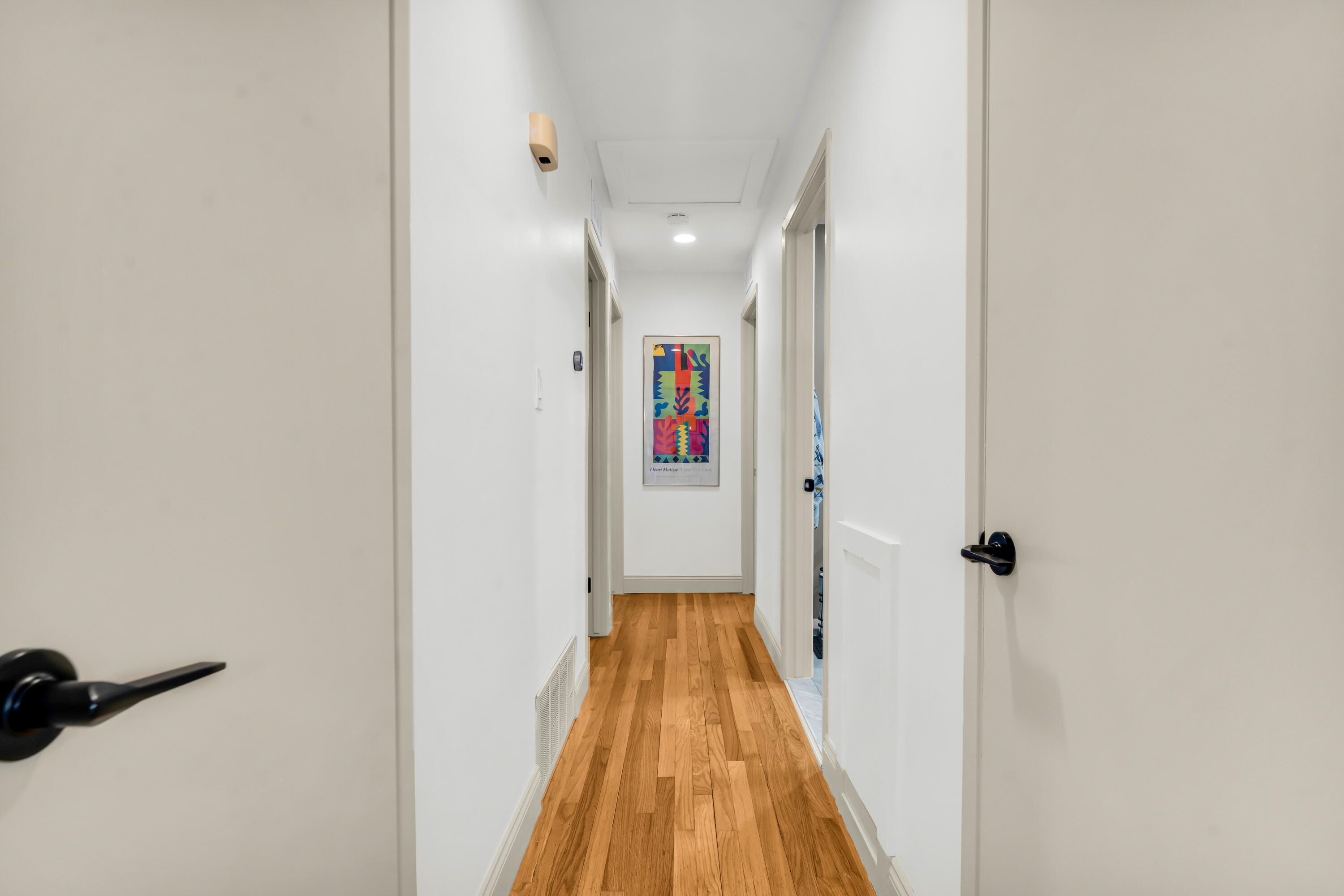 2348 Pine Lake Road West Bloomfield, MI 48324 - Photo 16 of 47 16 - Bedroom Hallway