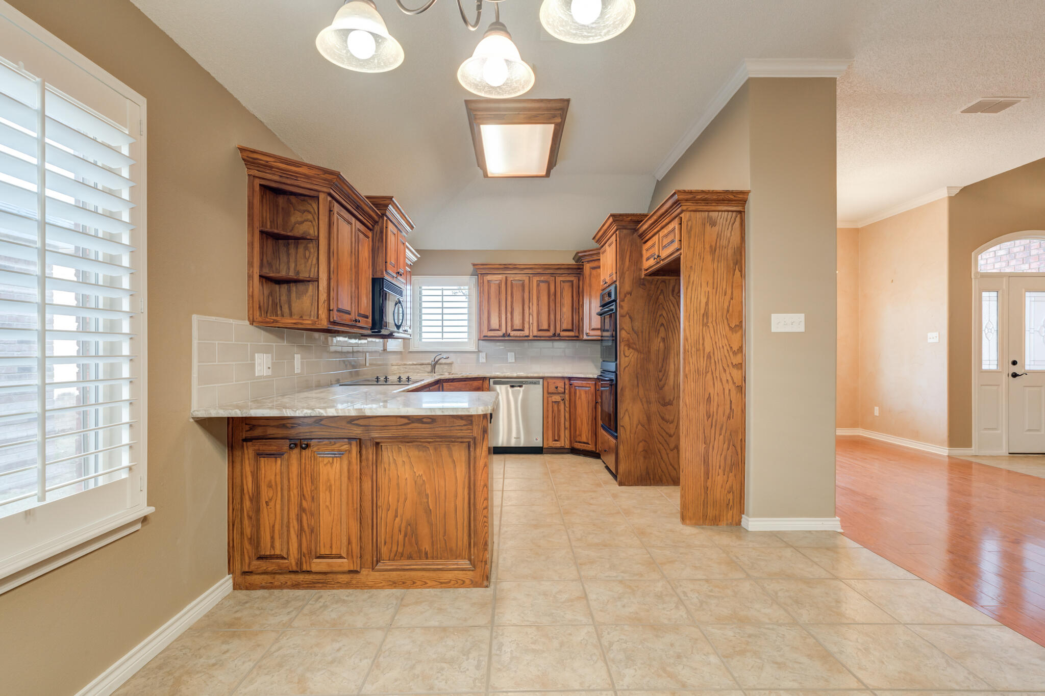 6013 100th Street Lubbock, TX 79424 - Photo 17 of 48 DSC03565_6_7_8_9