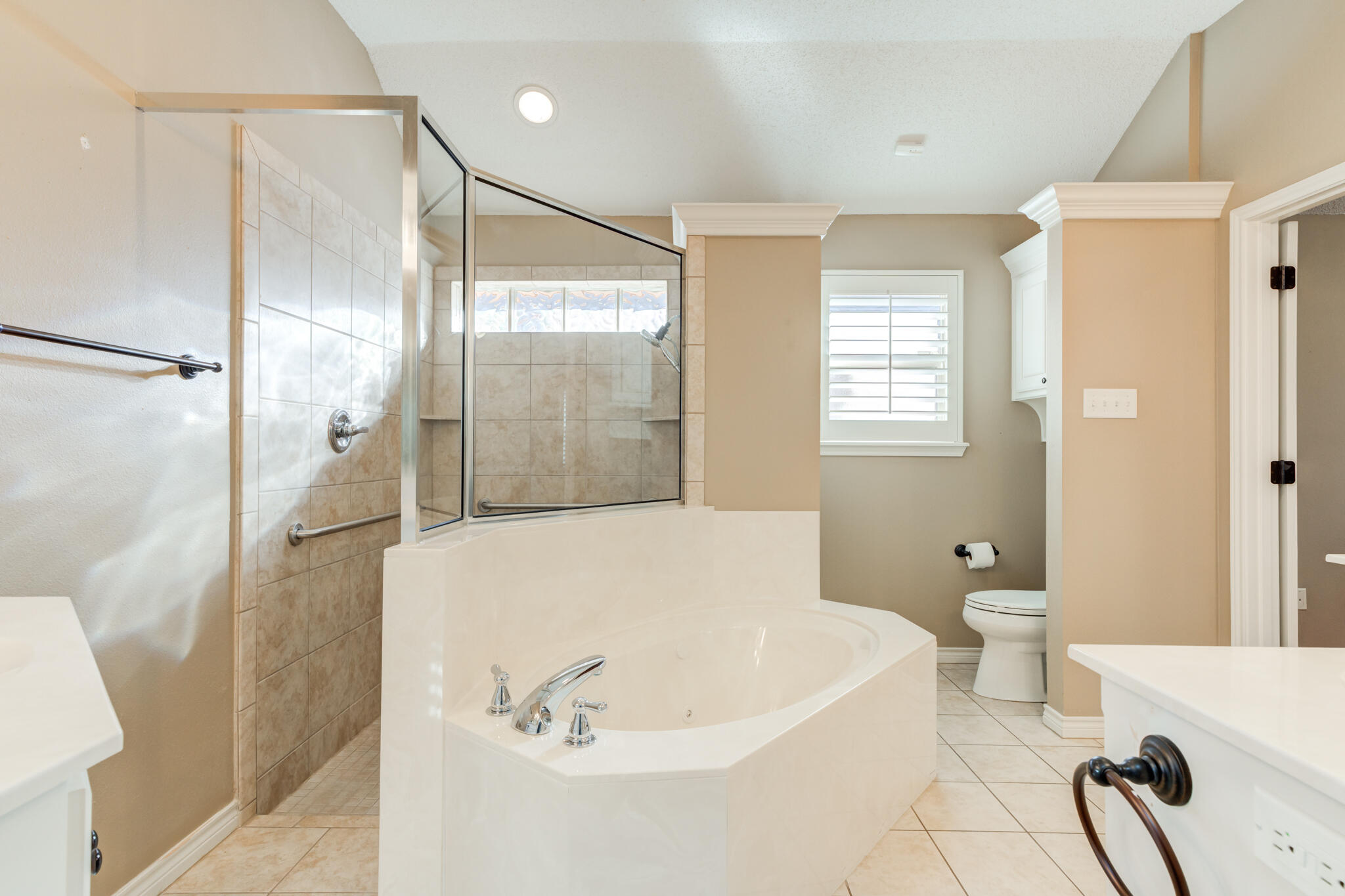 6013 100th Street Lubbock, TX 79424 - Photo 29 of 48 DSC03665_6_7_8_9