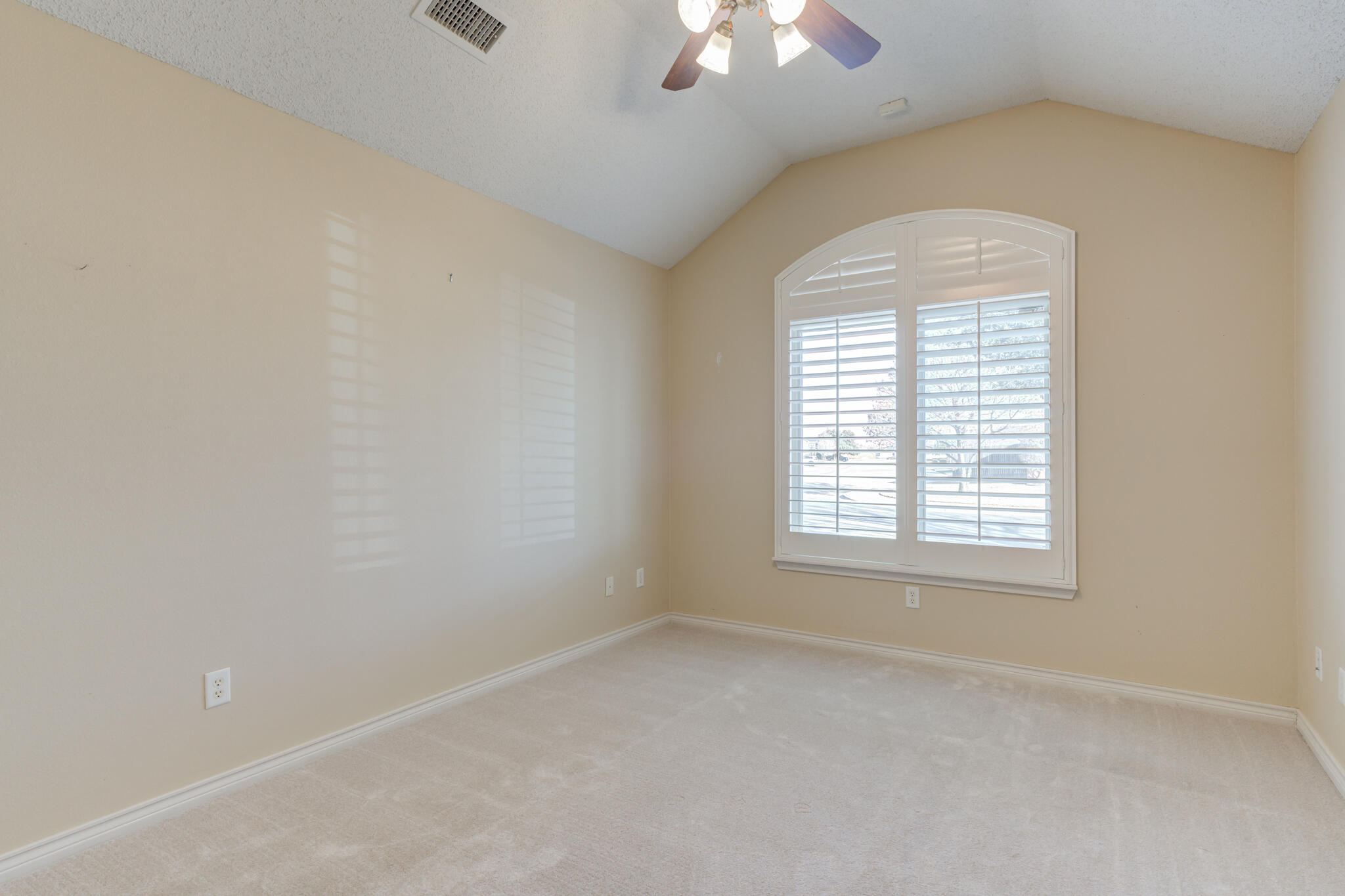 6013 100th Street Lubbock, TX 79424 - Photo 31 of 48 DSC03605_6_7_8_9