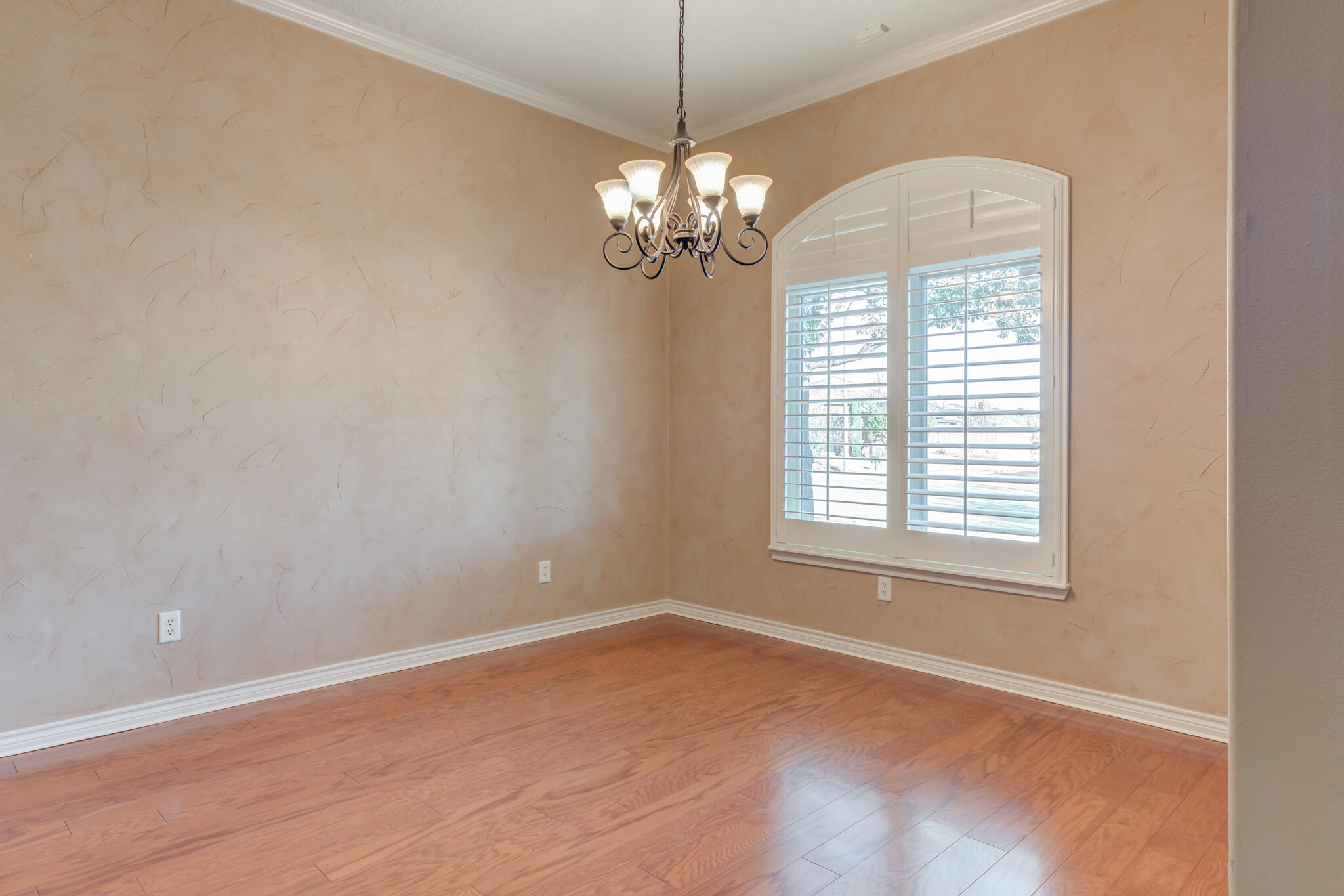 6013 100th Street Lubbock, TX 79424 - Photo 6 of 48 DSC03505_6_7_8_9