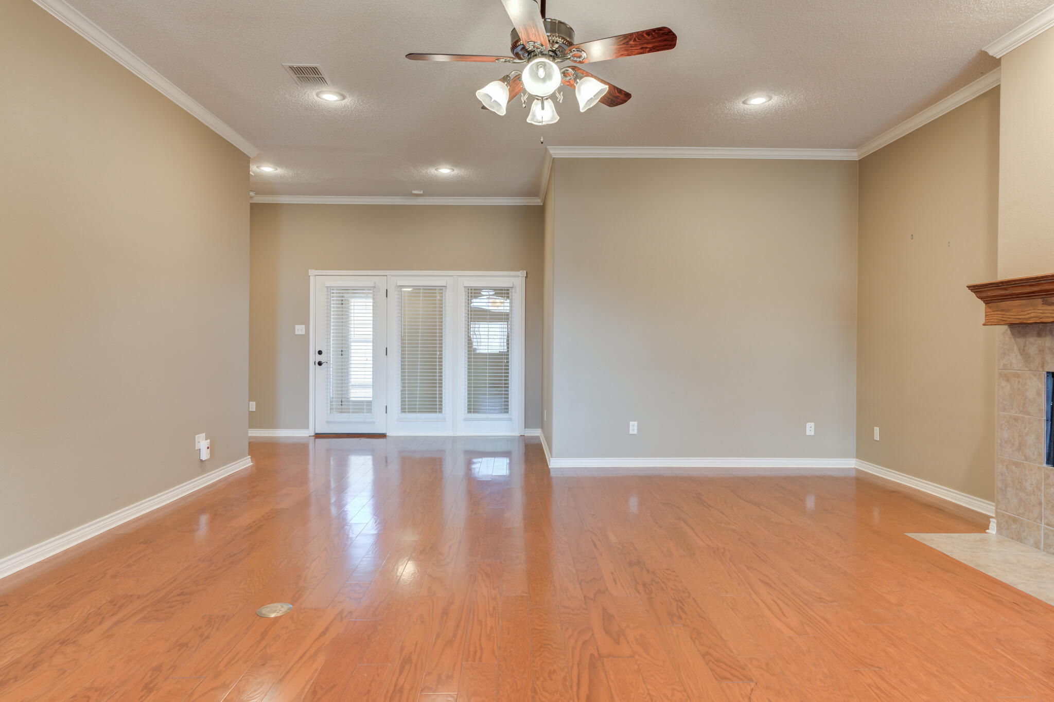 6013 100th Street Lubbock, TX 79424 - Photo 8 of 48 DSC03515_6_7_8_9