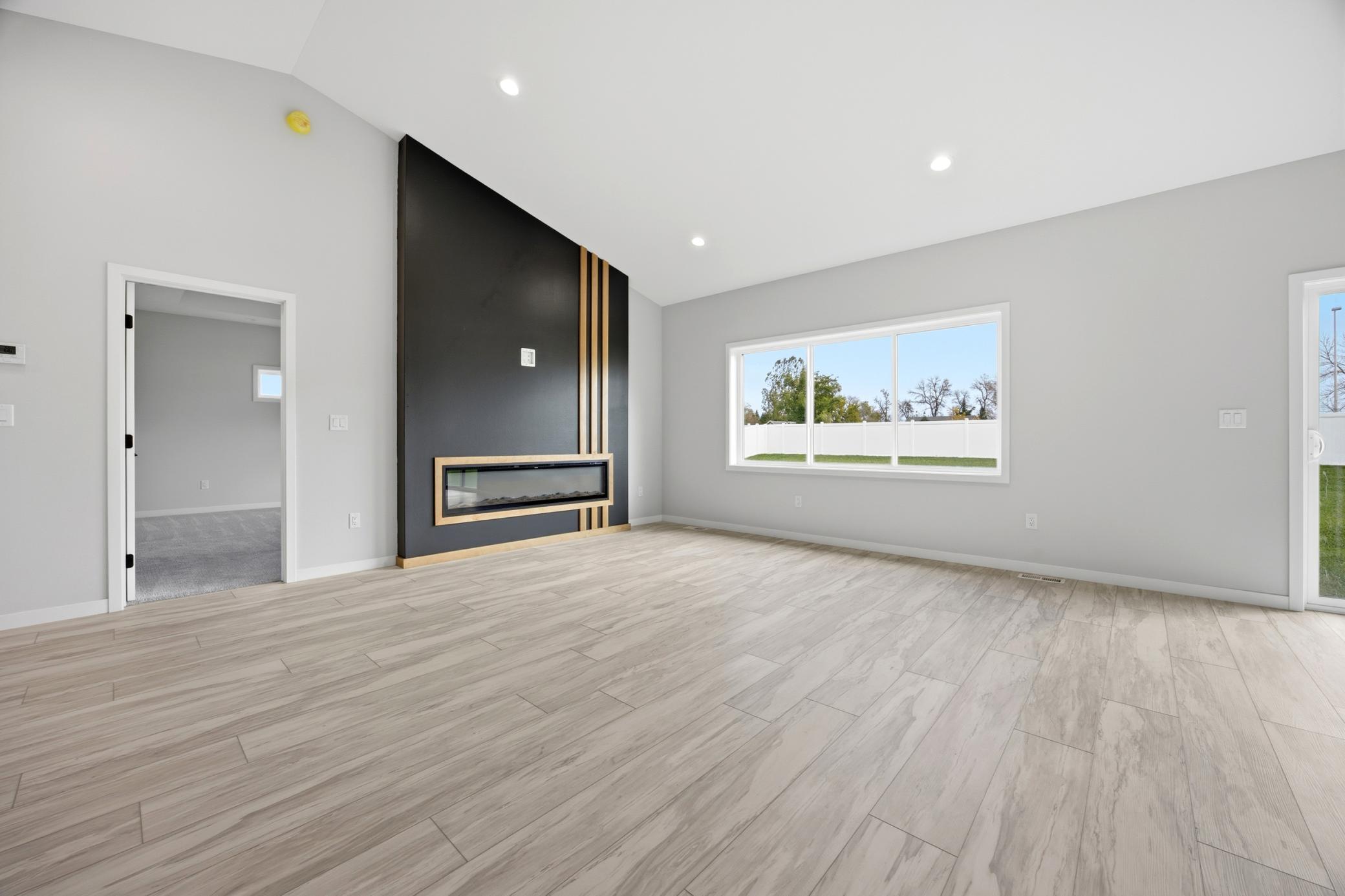 109 Annie's Way Mapleton, ND 58059 - Photo 12 of 56