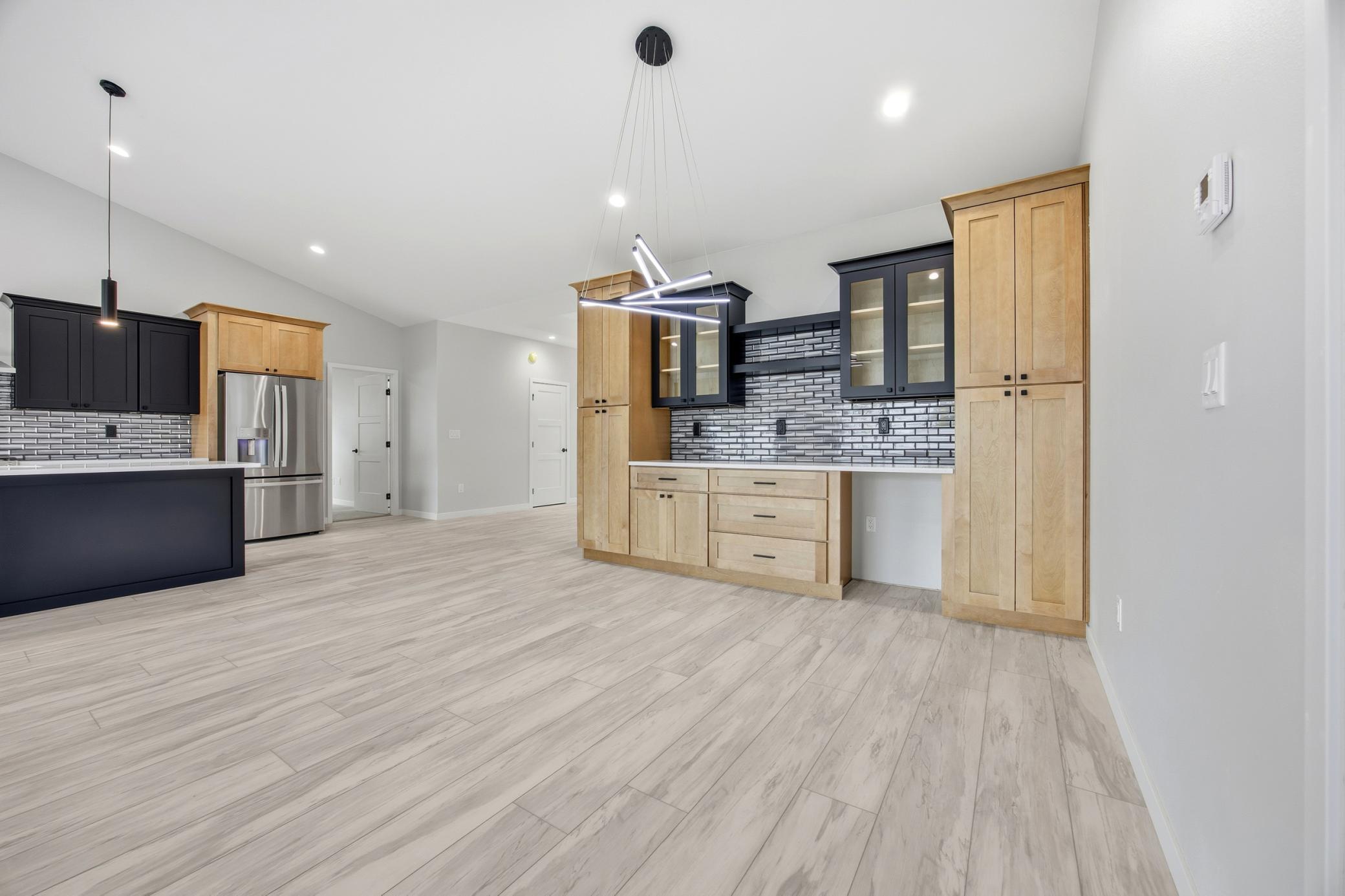 109 Annie's Way Mapleton, ND 58059 - Photo 17 of 56