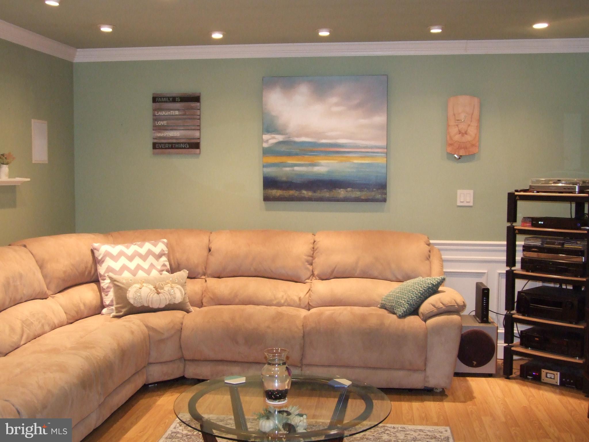 34 Red Berry Road Levittown, PA 19056 - Photo 19 of 37