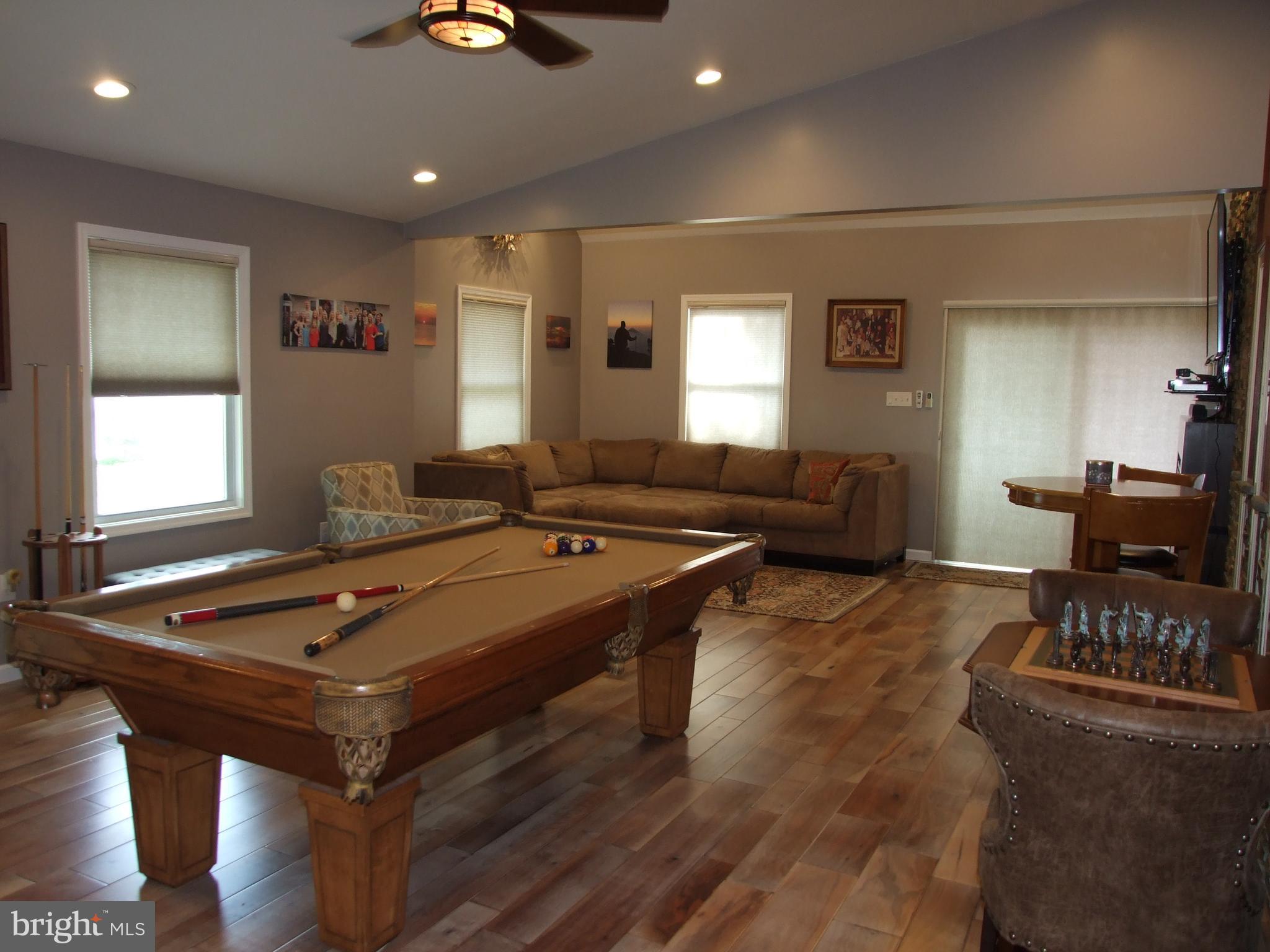 34 Red Berry Road Levittown, PA 19056 - Photo 7 of 37