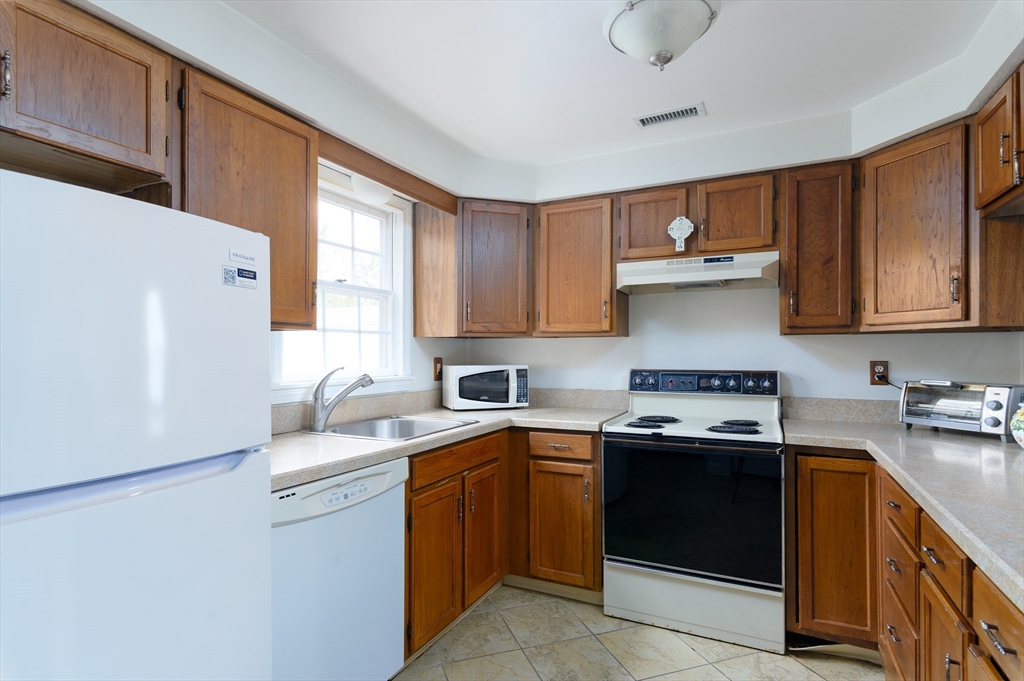 13 Pullard Road, Unit 38 Grafton, MA 01519 - Photo 13 of 20