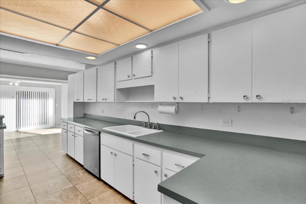 13300 Indian Rocks Road, Unit 103 Largo, FL 33774 - Photo 28 of 62