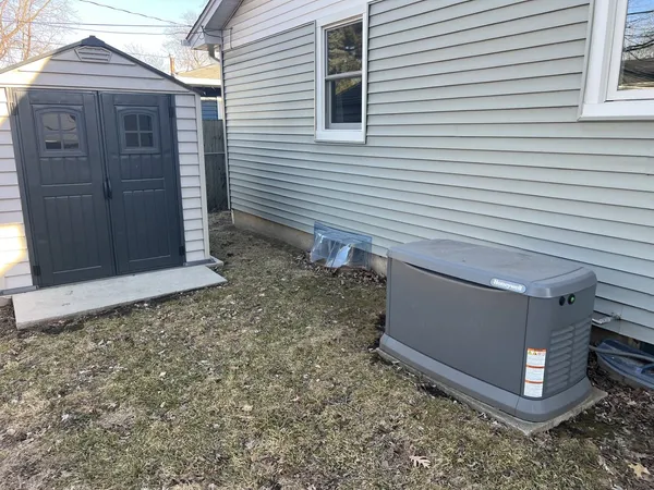 $239,500 | 451 31st Avenue, East Moline, IL 61244