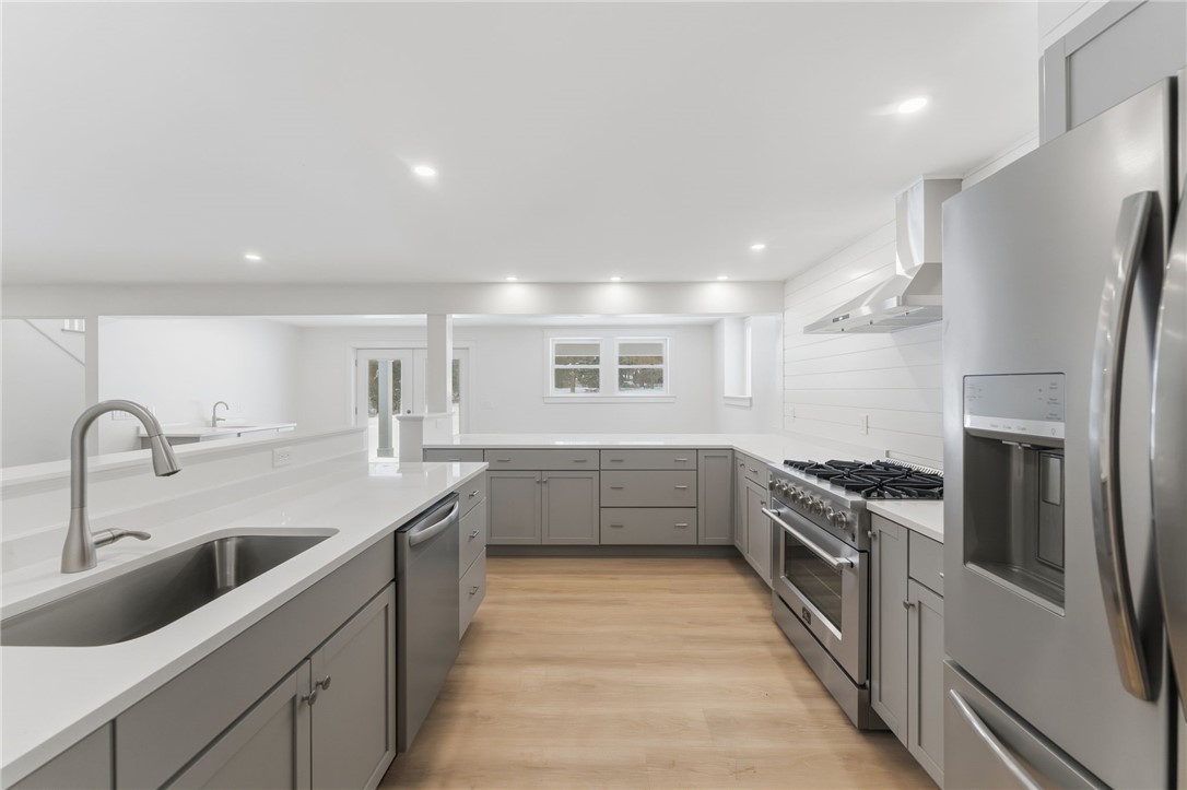 96 Highview Avenue Hopkinton, RI 02832 - Photo 12 of 44