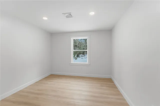 $625,000 | 96 Highview Avenue, Hopkinton, RI 02832