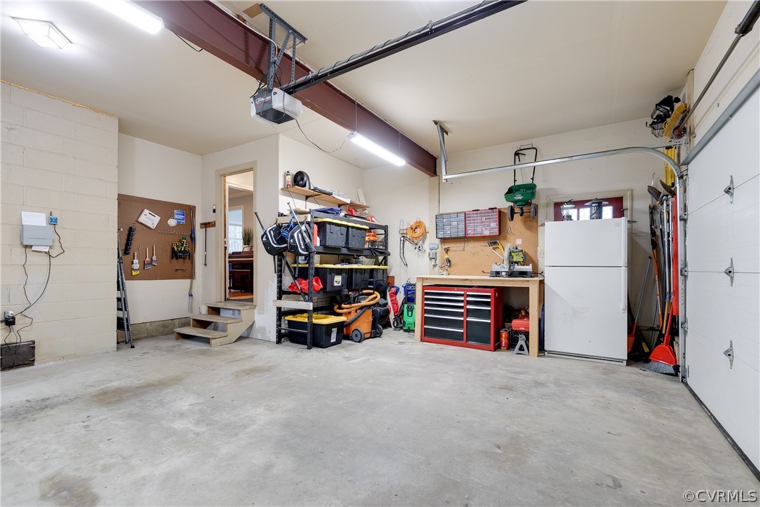 2910 East Brigstock Road Midlothian, VA 23113 - Photo 16 of 45 a view of garage