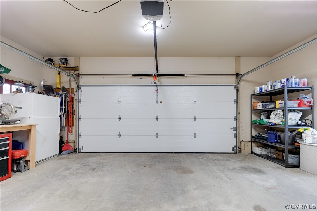 2910 East Brigstock Road Midlothian, VA 23113 - Photo 17 of 45 a view of a garage