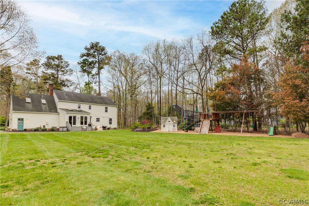 2910 East Brigstock Road Midlothian, VA 23113 - Photo 6 of 45 a view of a park with large trees