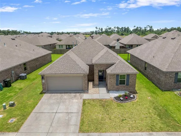 $219,500 | 2210 Michele Court, Lake Charles, LA 70607
