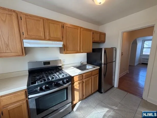 $117,000 | 735 Elm Avenue, Unit 5F, Teaneck, NJ 07666