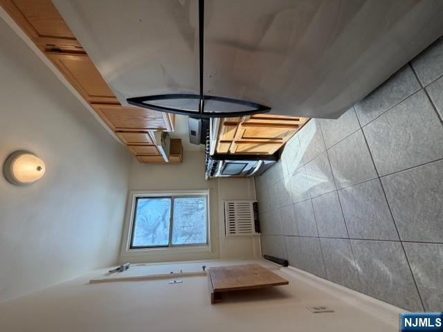 735 Elm Avenue, Unit 5F Teaneck, NJ 07666 - Photo 6 of 14