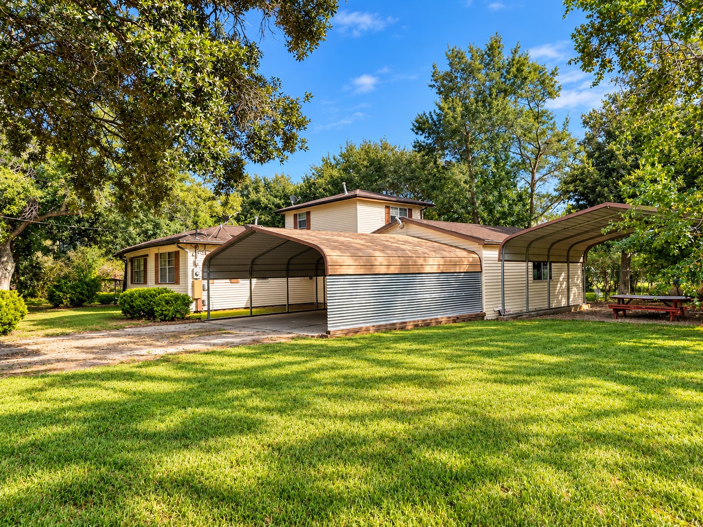 4710 Bailey Road Pearland, TX 77584 - Photo 3 of 12 2 carports