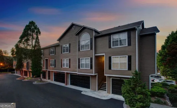$1,365 | 7150 Peachtree Dunwoody Road, Unit 1029, Atlanta, GA 30328
