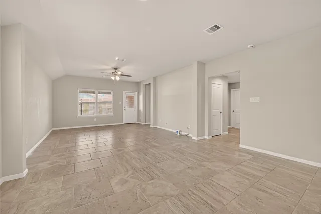 $2,400 | 12623 City Village Lane, Houston, TX 77047