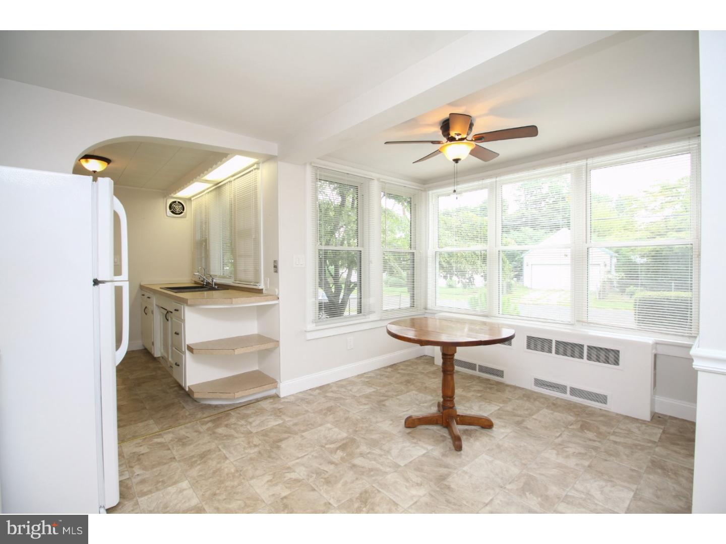 122 South Lippincott Avenue Maple Shade, NJ 08052 - Photo 5 of 24 Unit #1