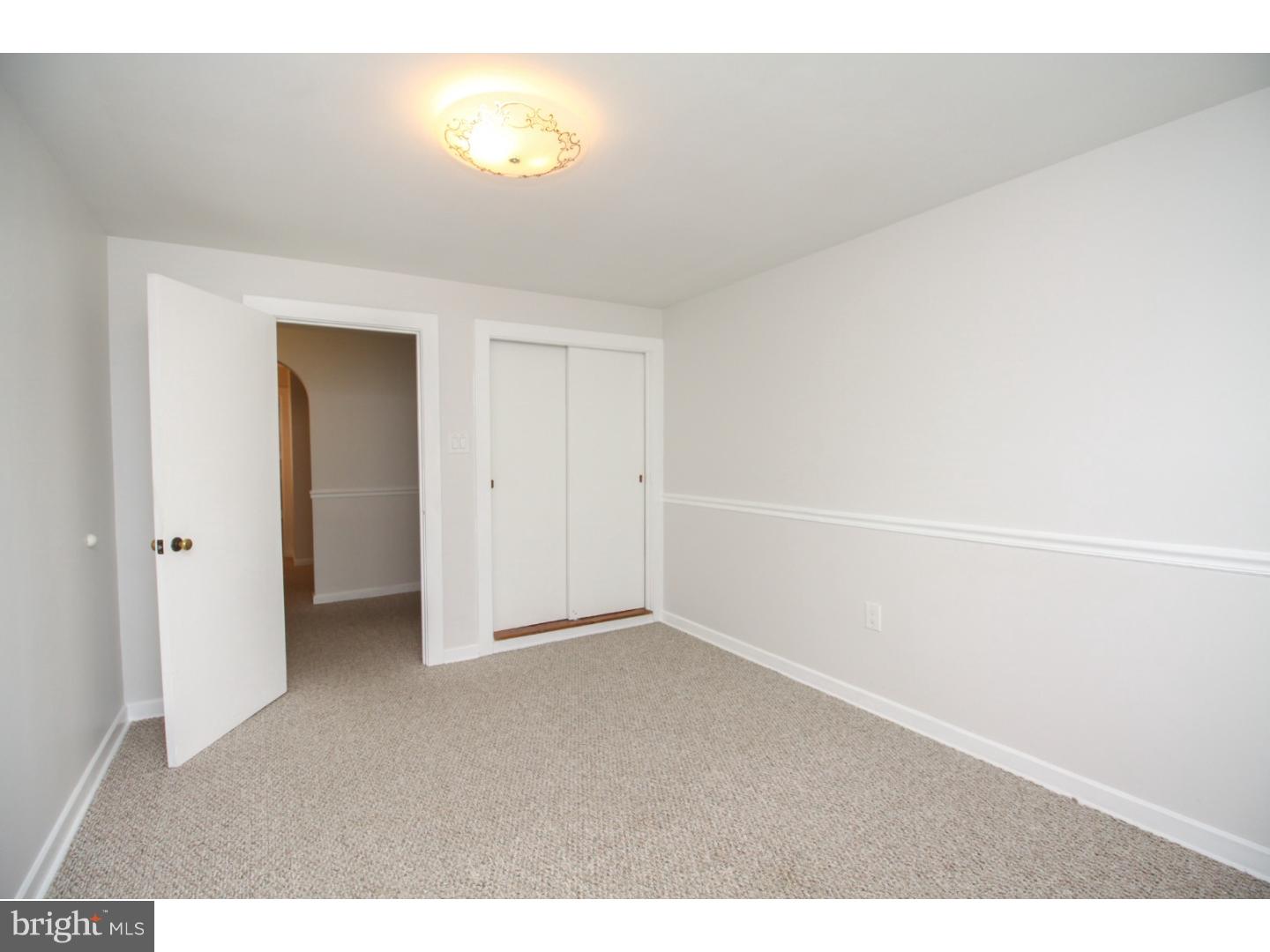 122 South Lippincott Avenue Maple Shade, NJ 08052 - Photo 9 of 24 Unit #1