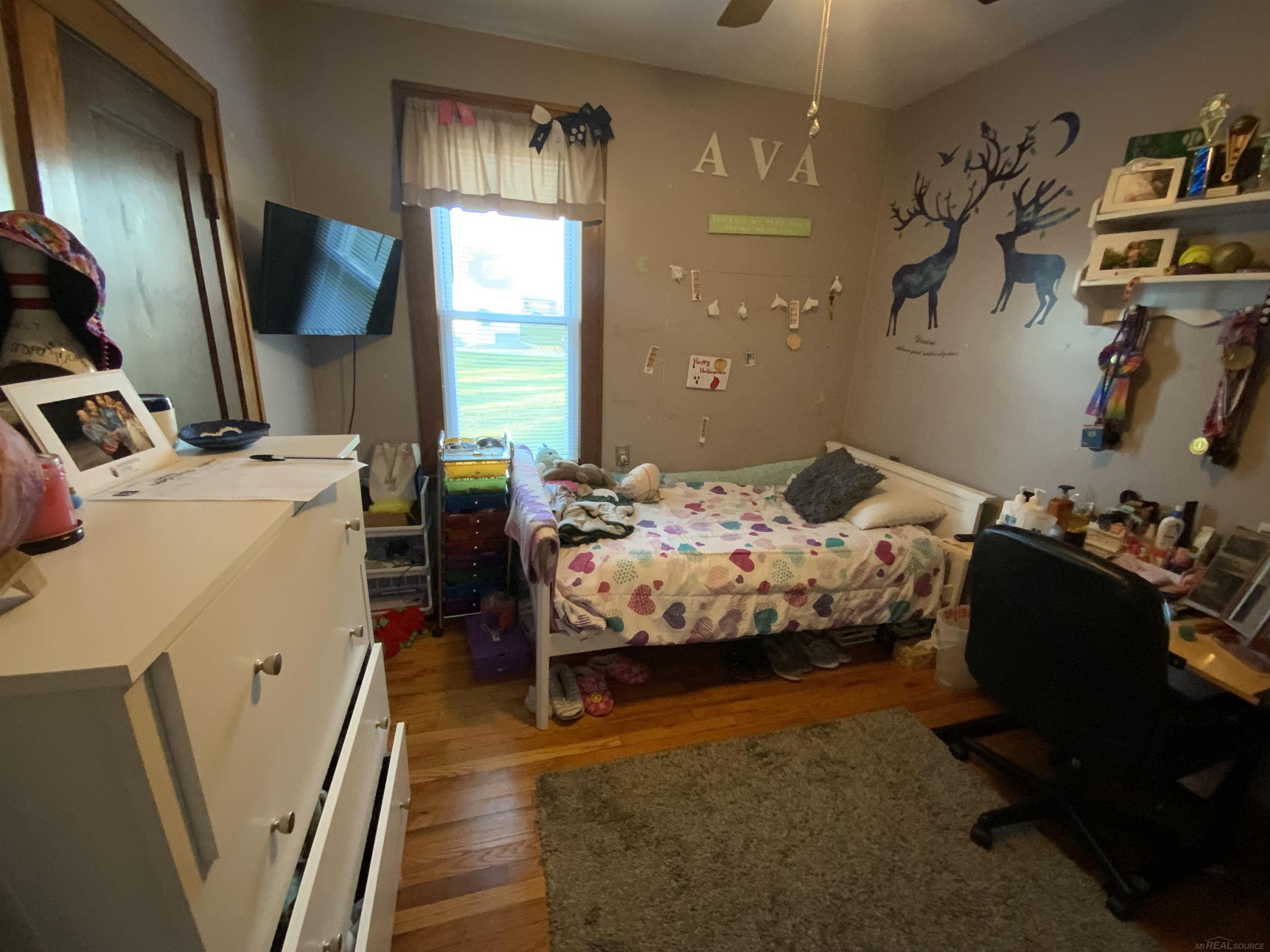 210 Spring Street Yale, MI 48097 - Photo 9 of 35 50161074-6e0bd43d-e449-4adf-a060-832f557fc82e.JPG