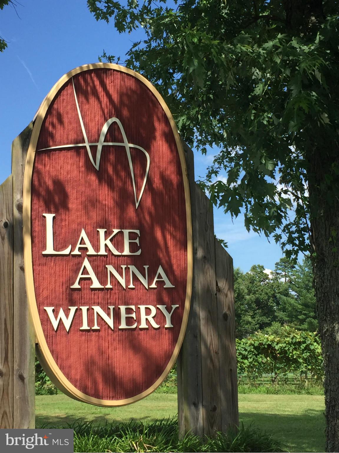 Near Lake Anna Winery
