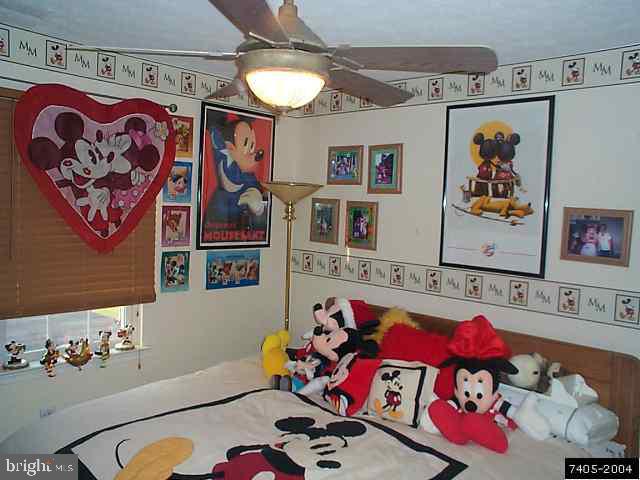 3027 East Prospect Road York, PA 17402 - Photo 4 of 9 Gallery Image 4