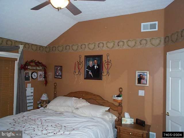3027 East Prospect Road York, PA 17402 - Photo 5 of 9 Gallery Image 5