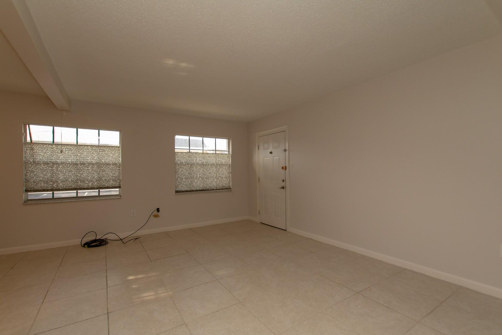 40 High Point Road, Unit A106 Tavernier, FL 33070 - Photo 28 of 35 Living Room