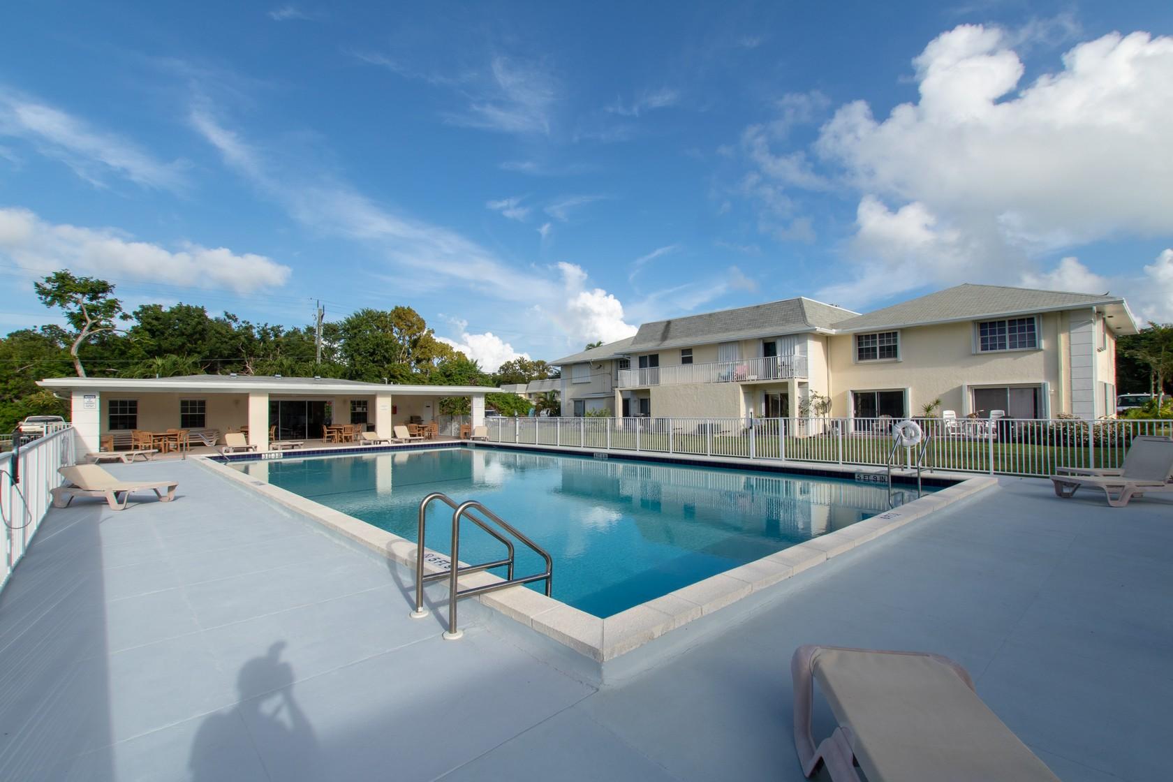 40 High Point Road, Unit A106 Tavernier, FL 33070 - Photo 33 of 35 Pool