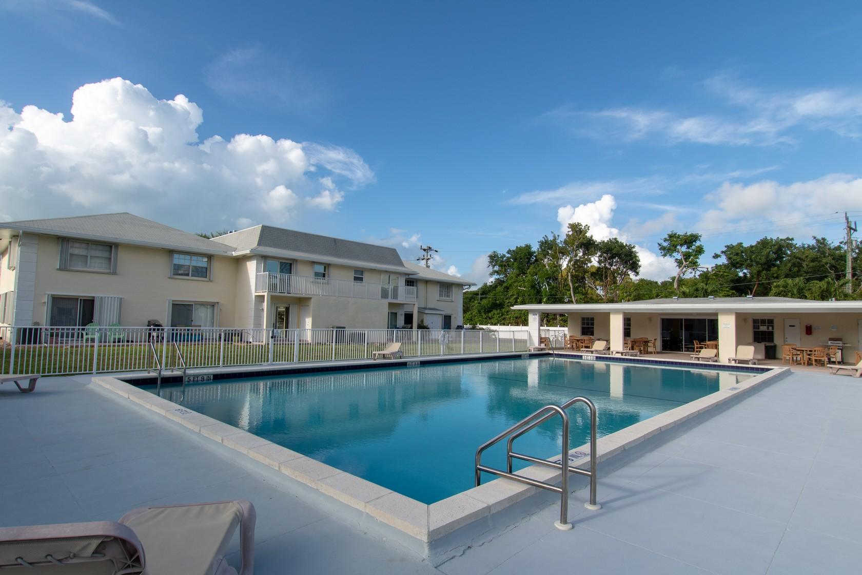 40 High Point Road, Unit A106 Tavernier, FL 33070 - Photo 35 of 35 Pool and Club House