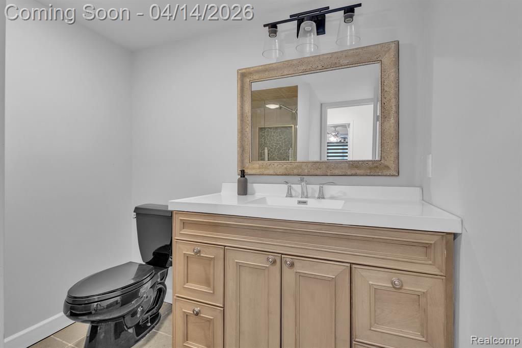 14549 Riverside Street Livonia, MI 48154 - Photo 11 of 48