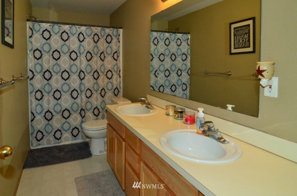 9313 181st Way Southwest Rochester, WA 98579 - Photo 22 of 23
