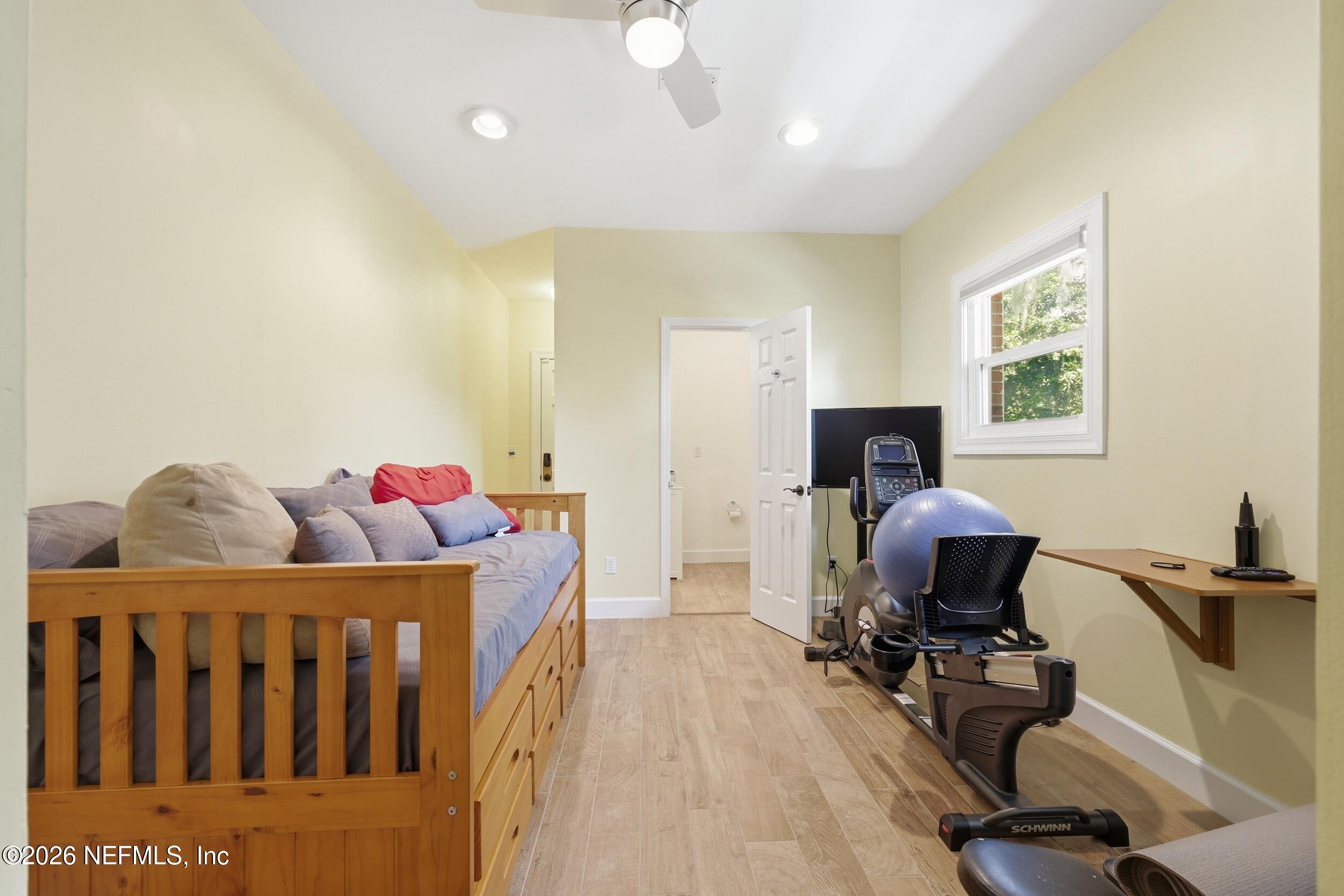 2656 Beauclerc Road Jacksonville, FL 32257 - Photo 34 of 81 1st floor nanny suite with bathroom