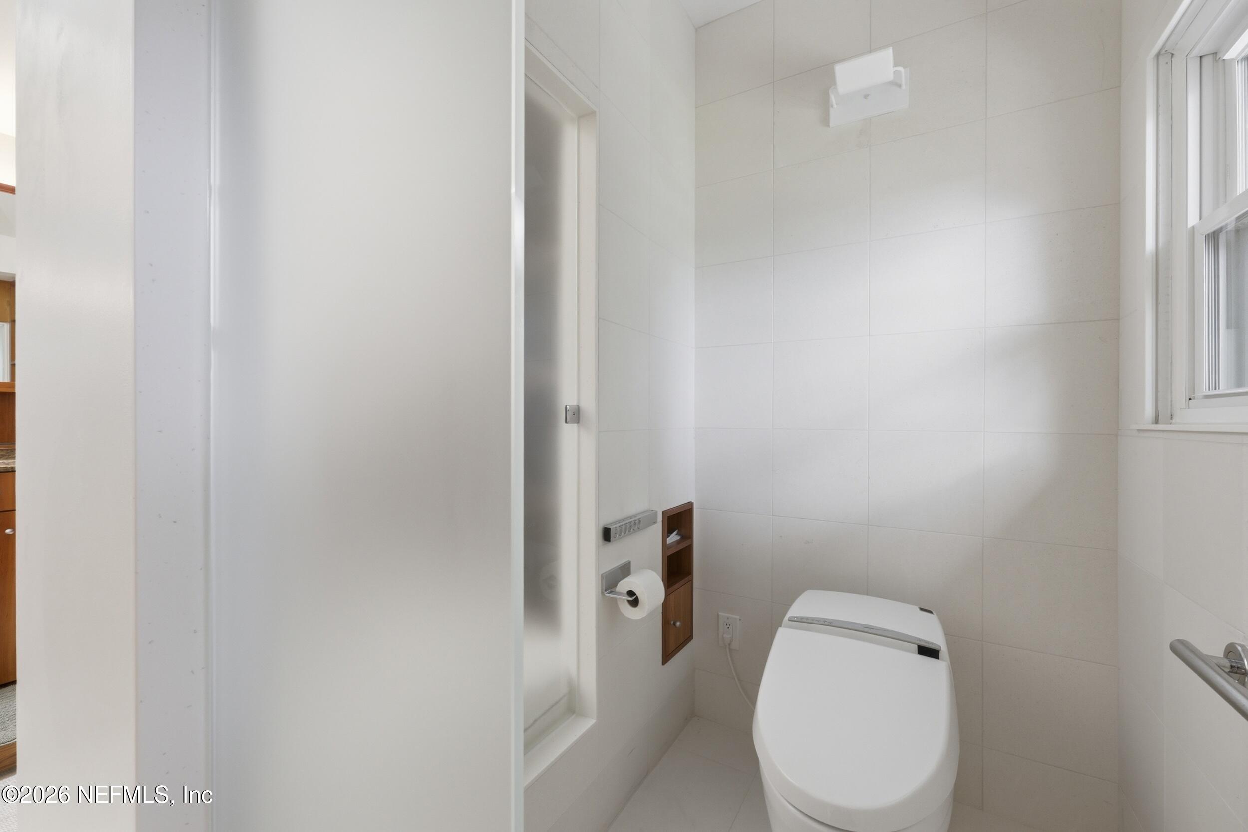 2656 Beauclerc Road Jacksonville, FL 32257 - Photo 49 of 81 Commode Room