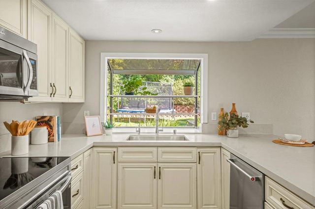 $1,945,000 | 2702 Jacaranda Avenue, Carlsbad, CA 92009